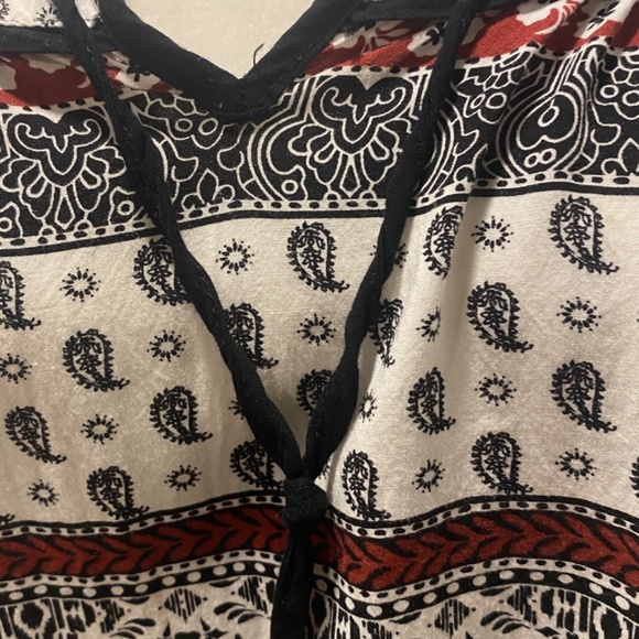 Paraphrase boho style  sleeveless top - Picture 7 of 12